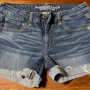 American Eagle Denim Jean Shorts size 6